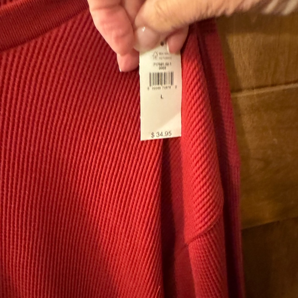 Dark red thermal